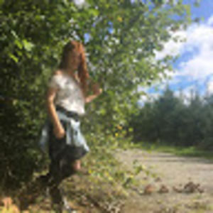 Meet your Posher, Emilie